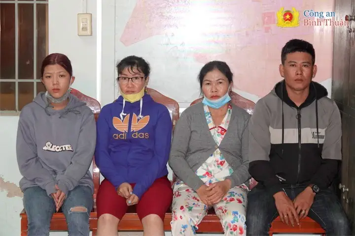 lua-dao-mua-hang-tra-gop