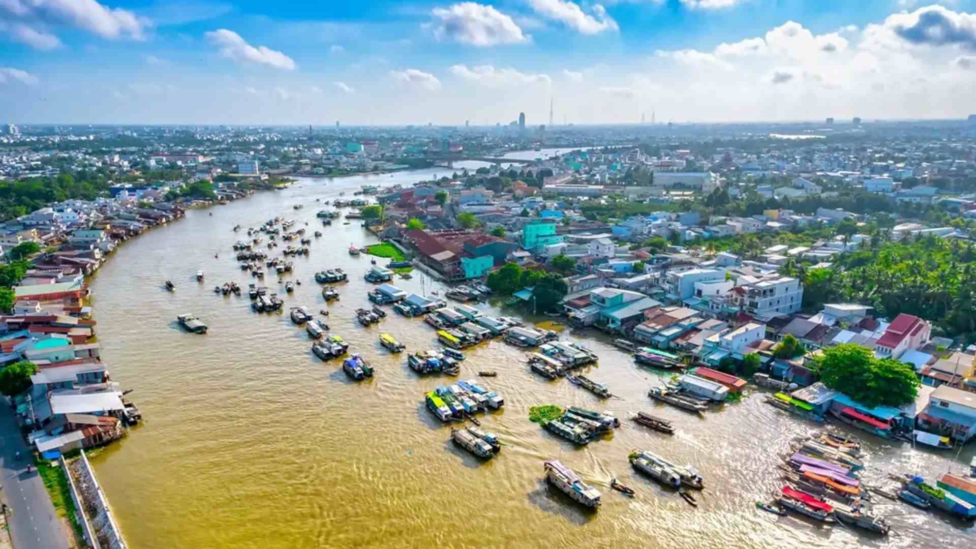 03-can-tho-vao-mua-nuoc-noi-se-co-nhieu-le-hoi-duoc-to-chuc.jpg