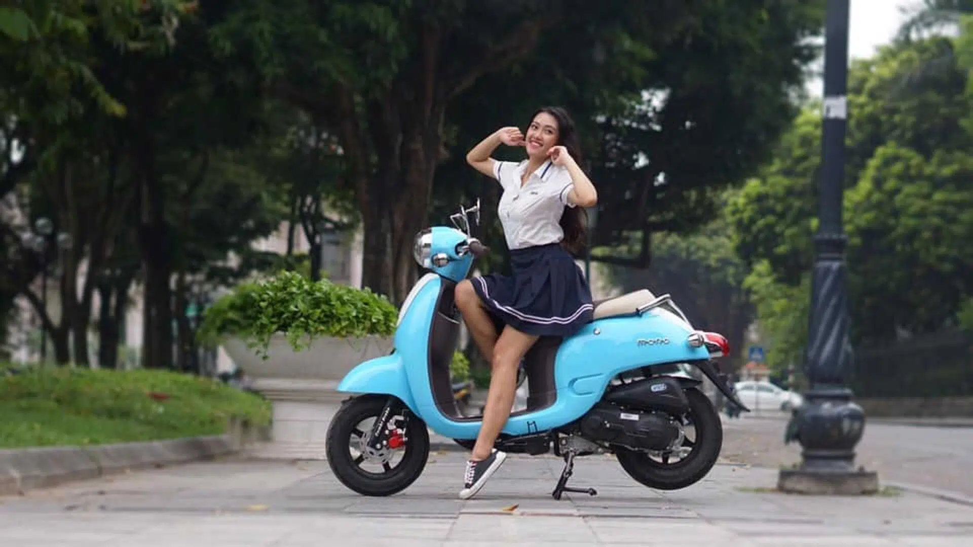 03-xe-may-50cc-cho-hoc-sinh-nu-thuong-co-toc-do-cham.webp