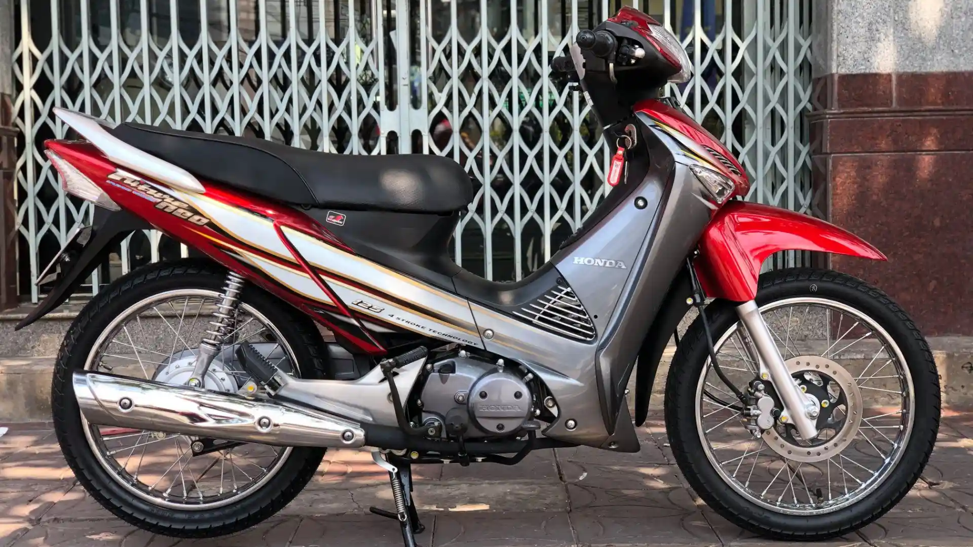 05-xe-neo-fi.webp