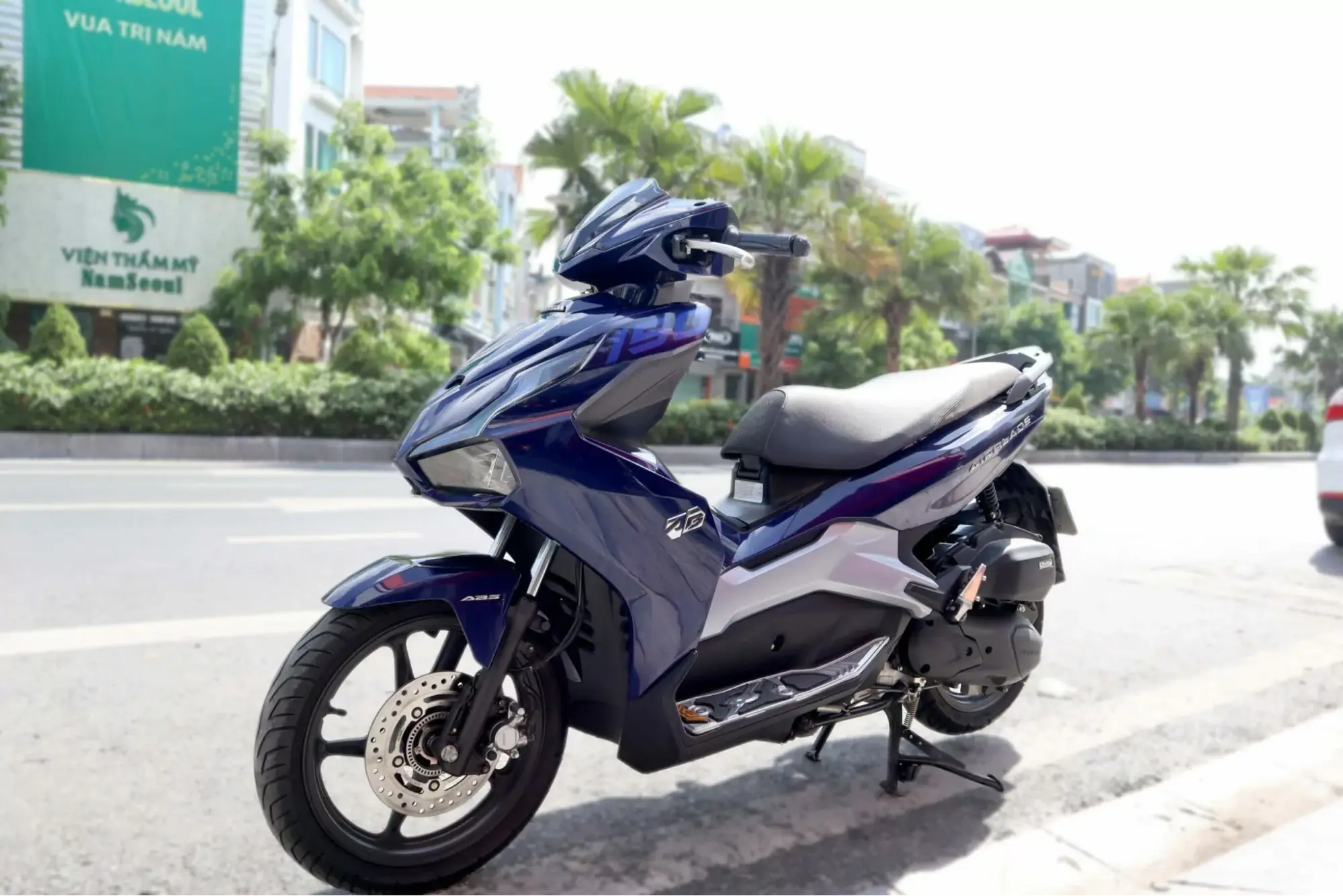 06-kiem-tra-tinh-trang-xe-air-blade-2021-truoc-khi-mua.webp