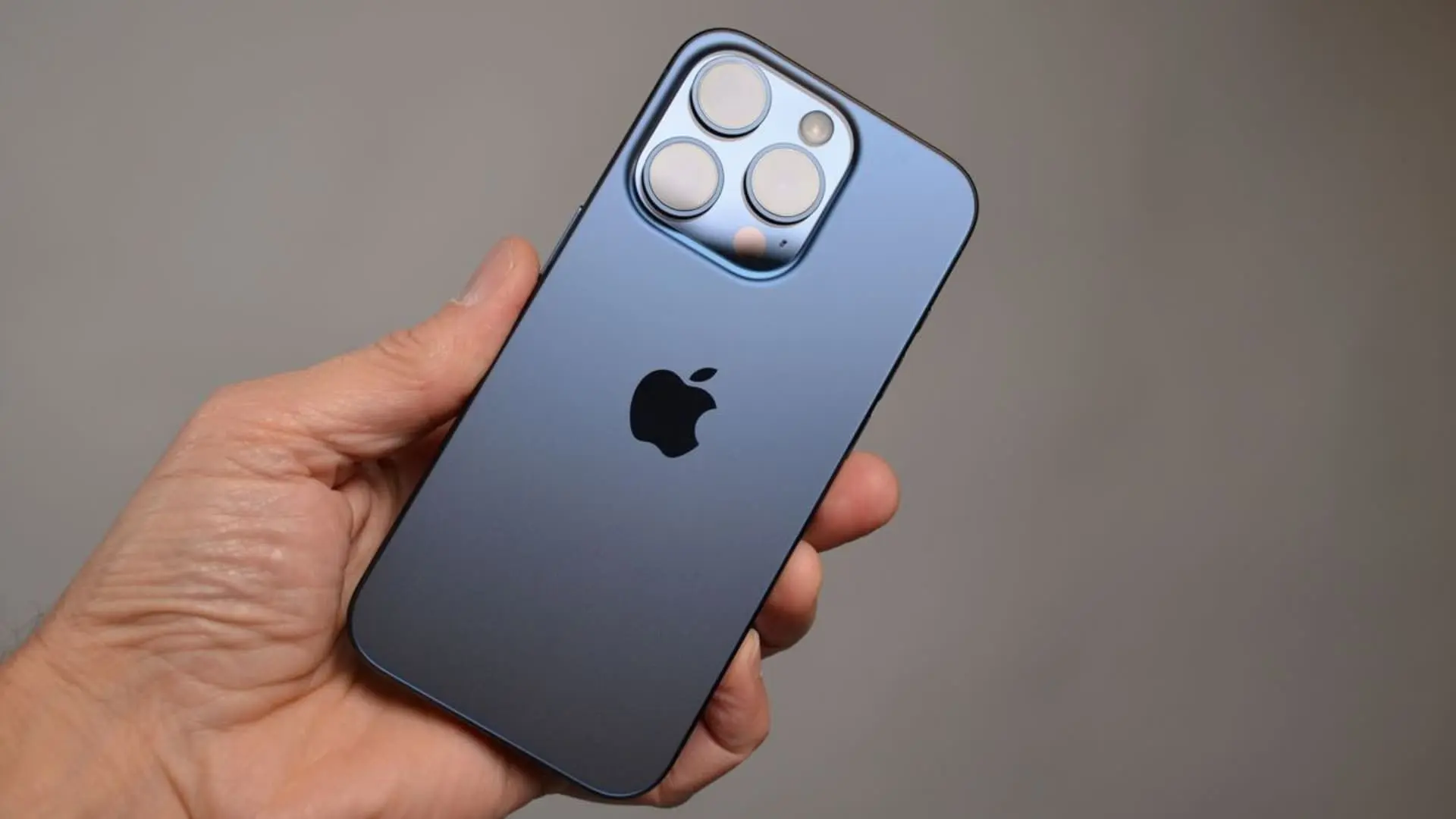 07-iphone-15-pro.webp
