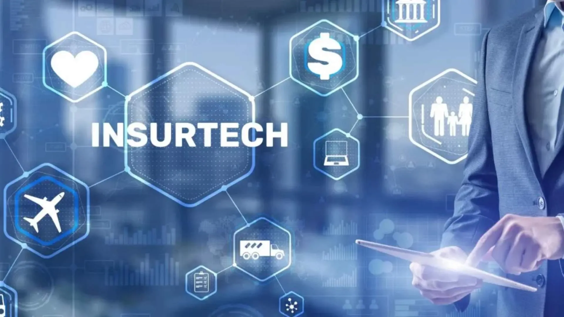 1-insurtech-la-thuat-ngu-moi-ket-hop-giua-bao-hiem-va-cong-nghe.webp