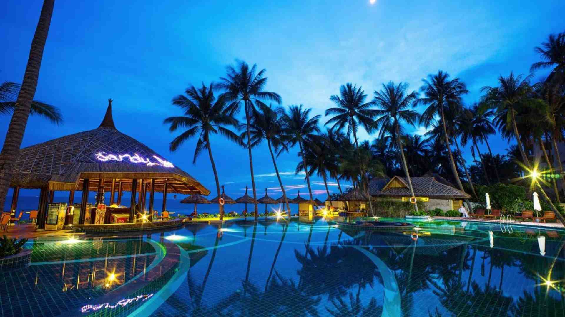 1-mot-khach-san-phan-thiet-tien-nghi-gan-bien-se-giup-ban-tan-huong-su-binh-yen-sau-mot-nam-ban-ron.jpg