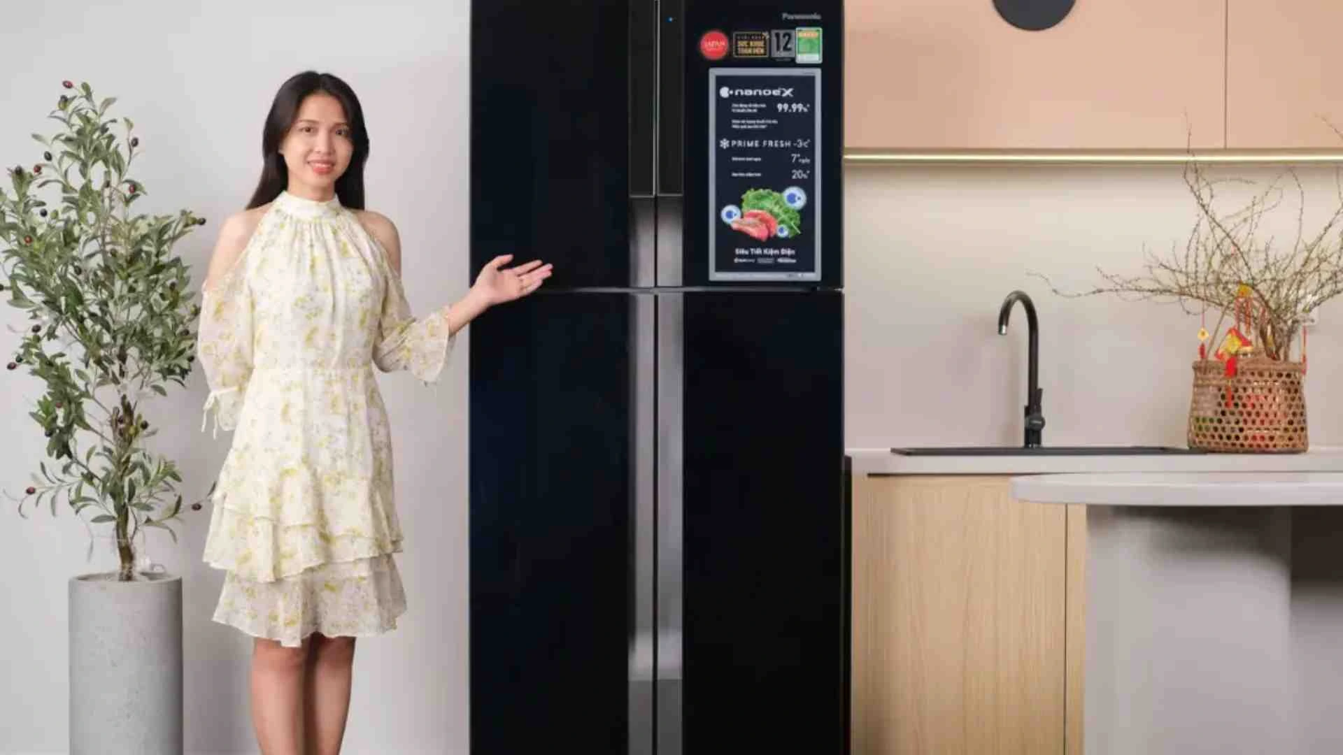 1-mua-tu-lanh-panasonic-4-canh-lam-qua-tet-bieu-bo-me.webp