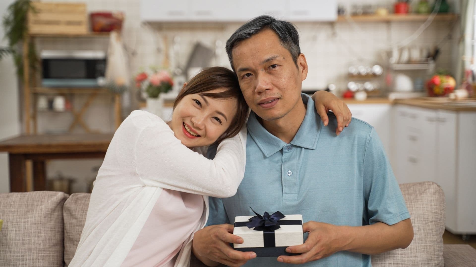 1-tet-2025-nen-chon-qua-tet-gi-ve-bieu-bo-me.jpg