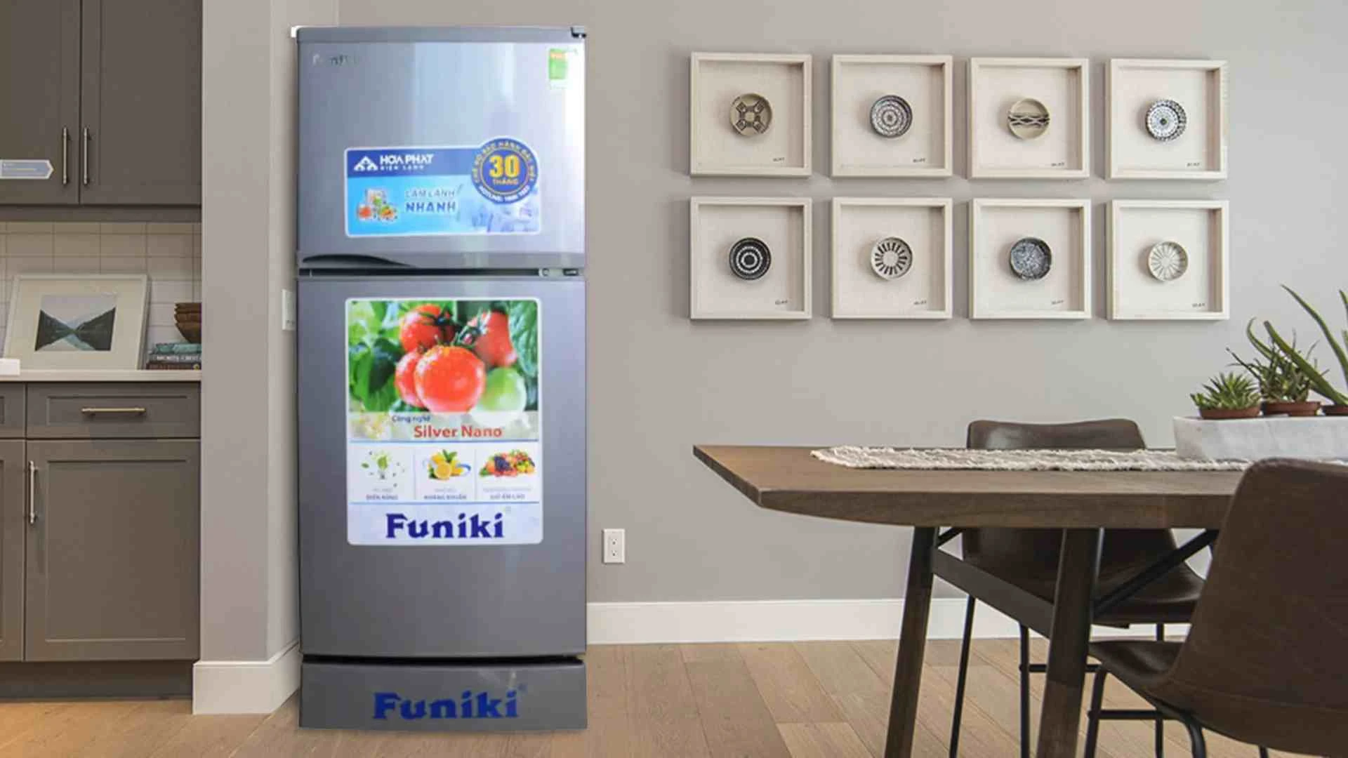 1-tu-lanh-funiki-120l-nho-gon-phu-hop-voi-gia-dinh-it-nguoi.webp