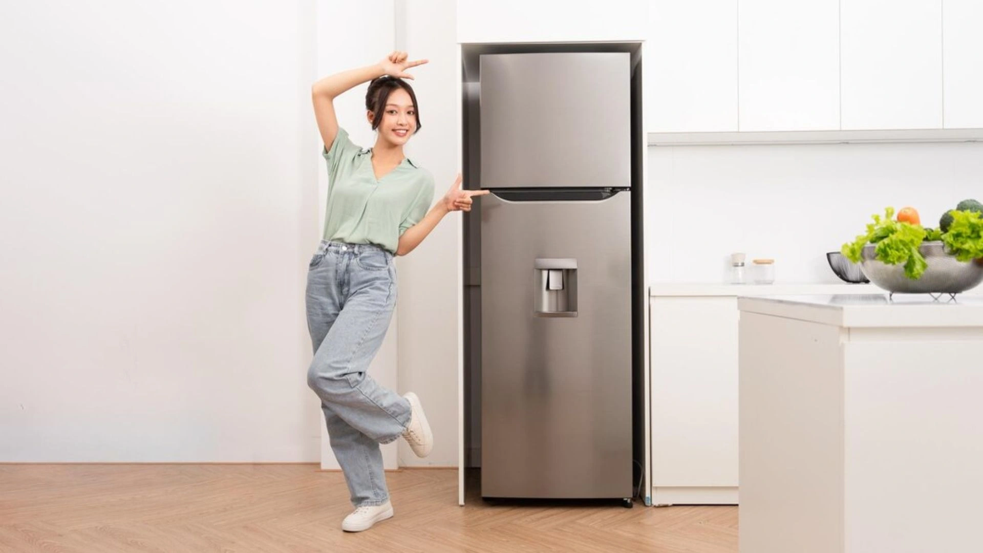1-tu-lanh-panasonic-inverter-se-giup-giu-gin-nhung-mon-an-ngon.webp