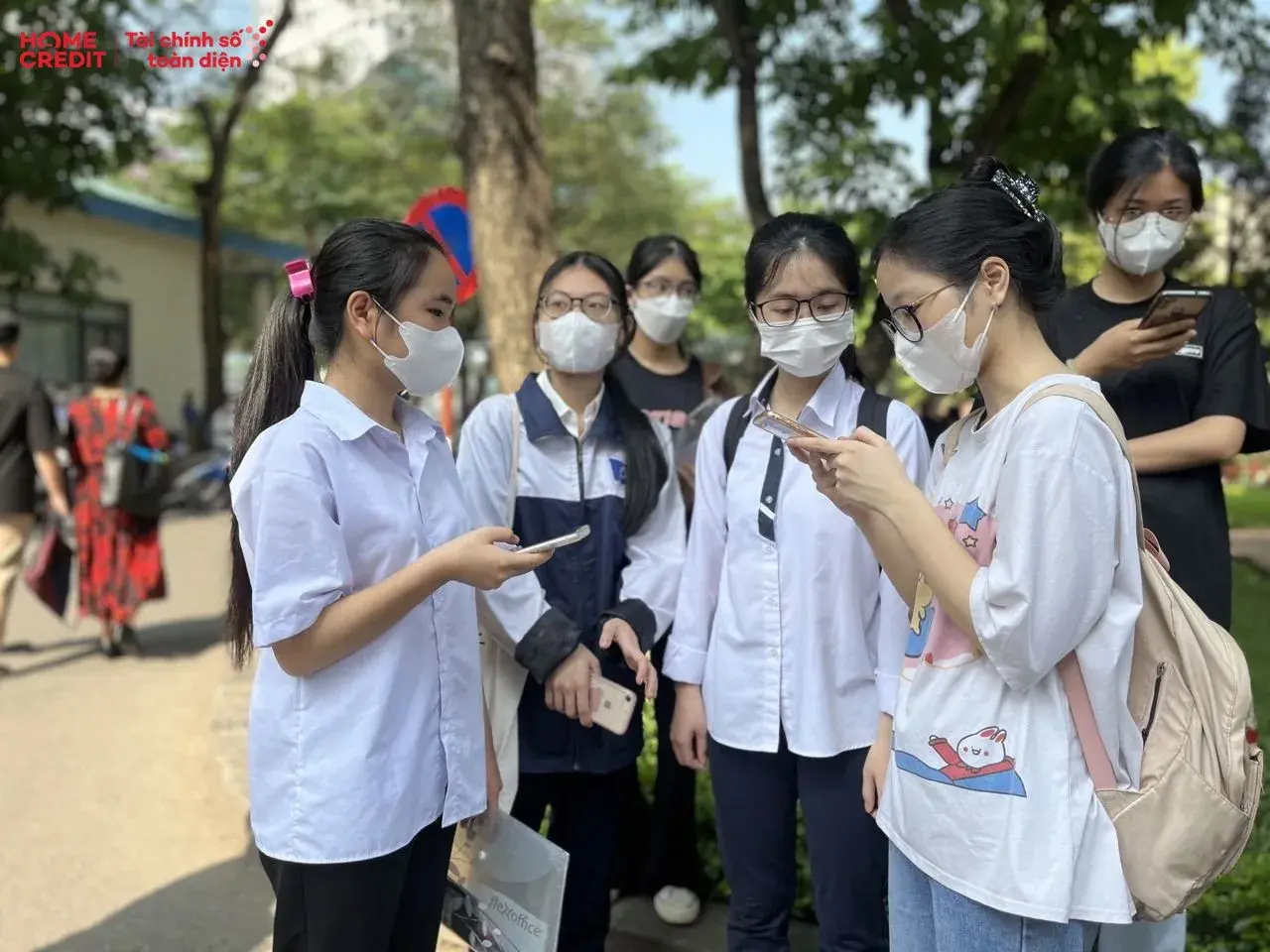 2-cac-chinh-sach-cho-vay-hien-tai-hoan-toan-phu-hop-voi-sinh-vien.webp
