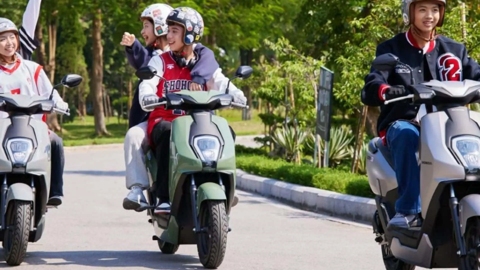 3-mau-xe-may-dien-honda-dep-doc-dao-va-thu-hut-ngay-tu-cai-nhin-dau-tien.webp