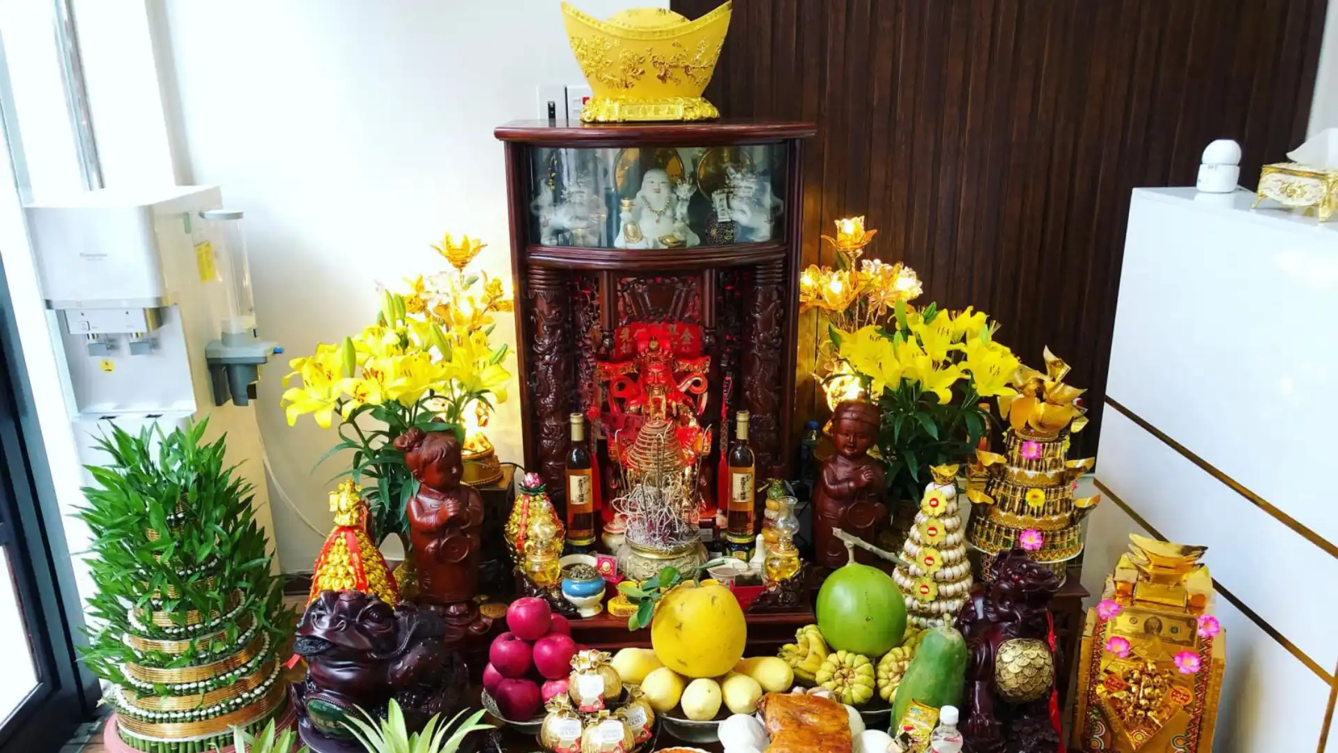 3-vang-than-tai-tuong-trung-nam-moi-may-man.webp