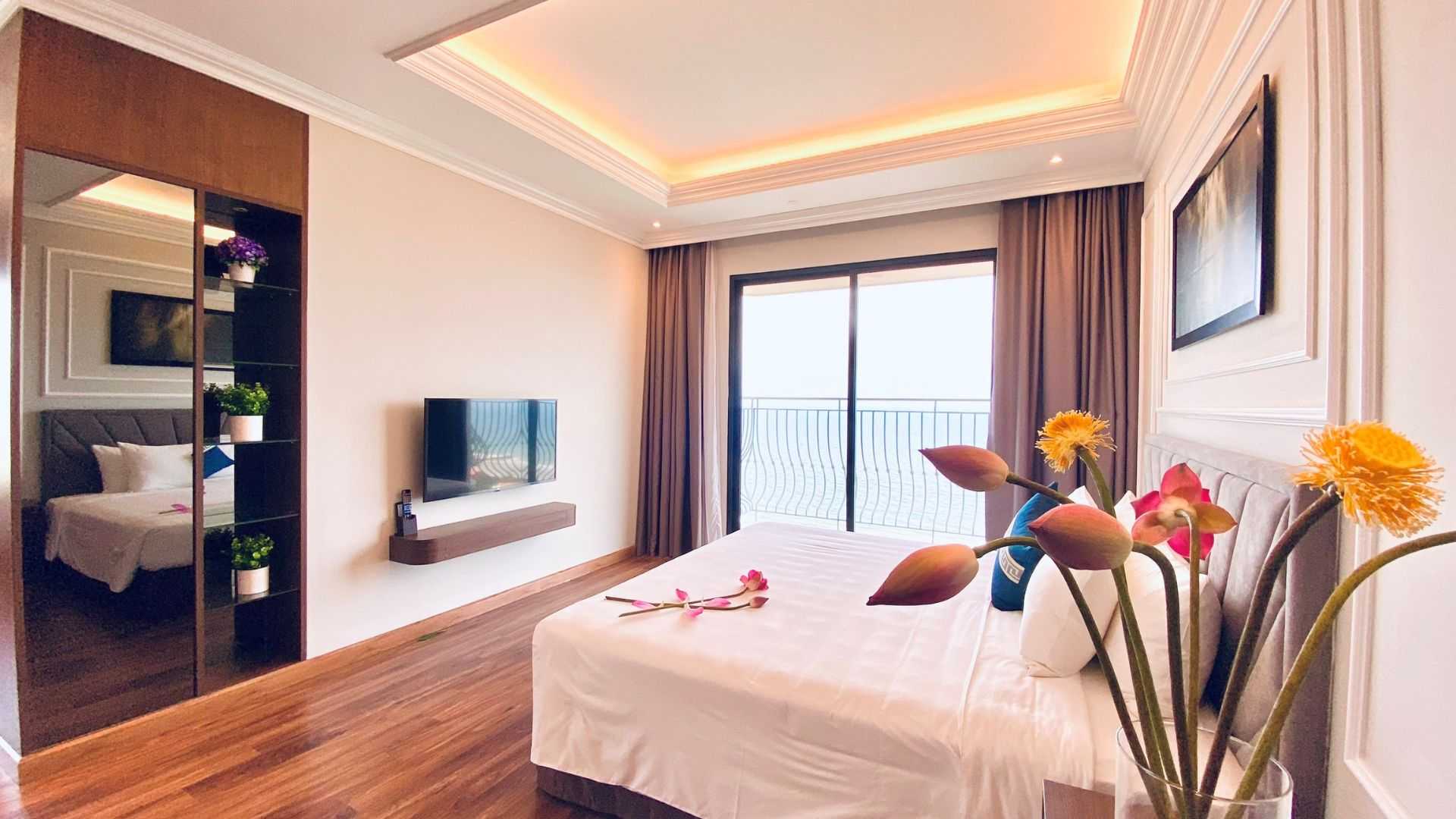 4-khach-san-phan-thiet-vipol-mui-ne-hotel-spa-co-view-huong-bien.jpg