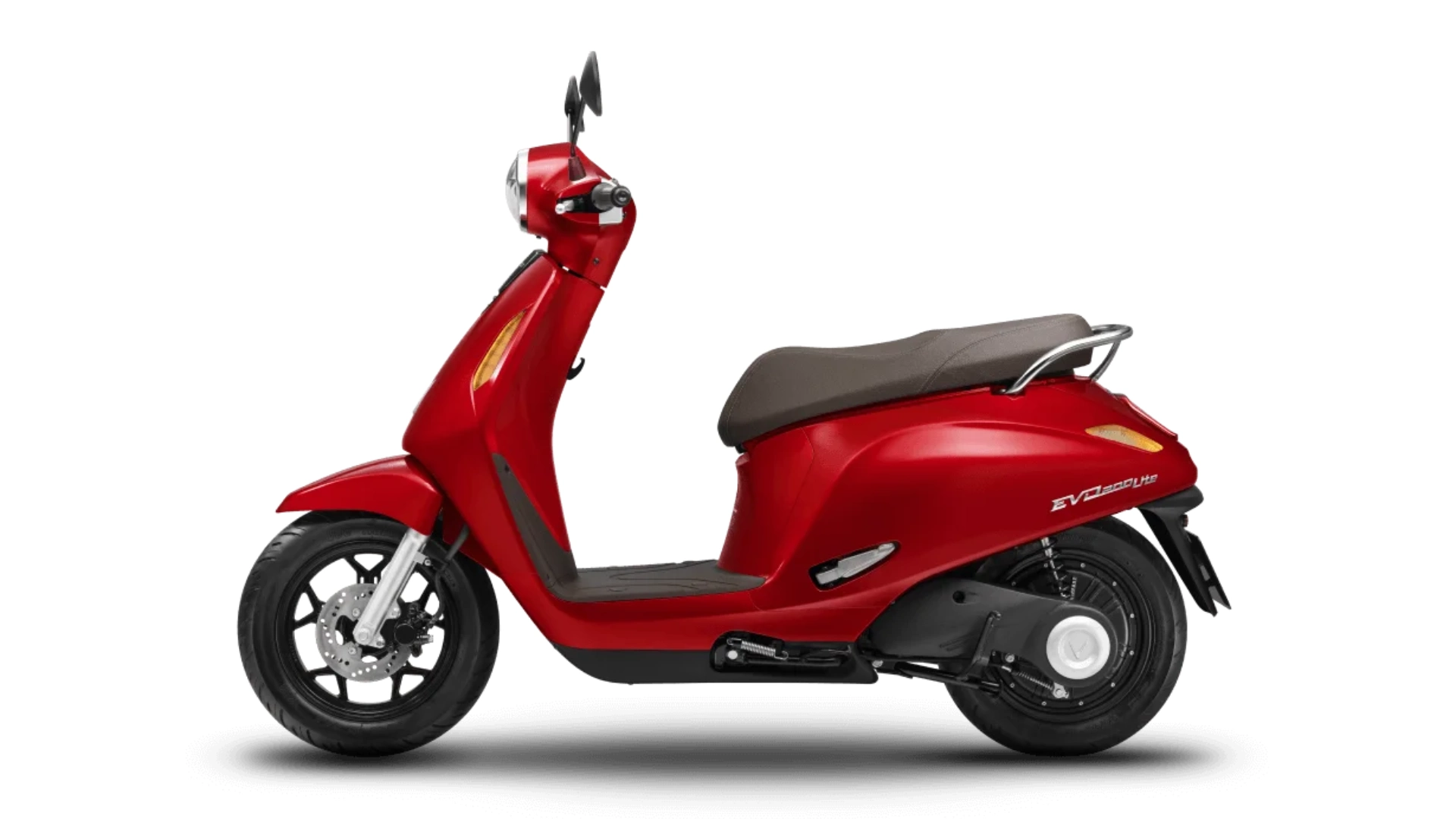 5-evo-200-lite-gay-an-tuong-voi-kha-nang-di-chuyen-den-205-km-lan-sac.webp