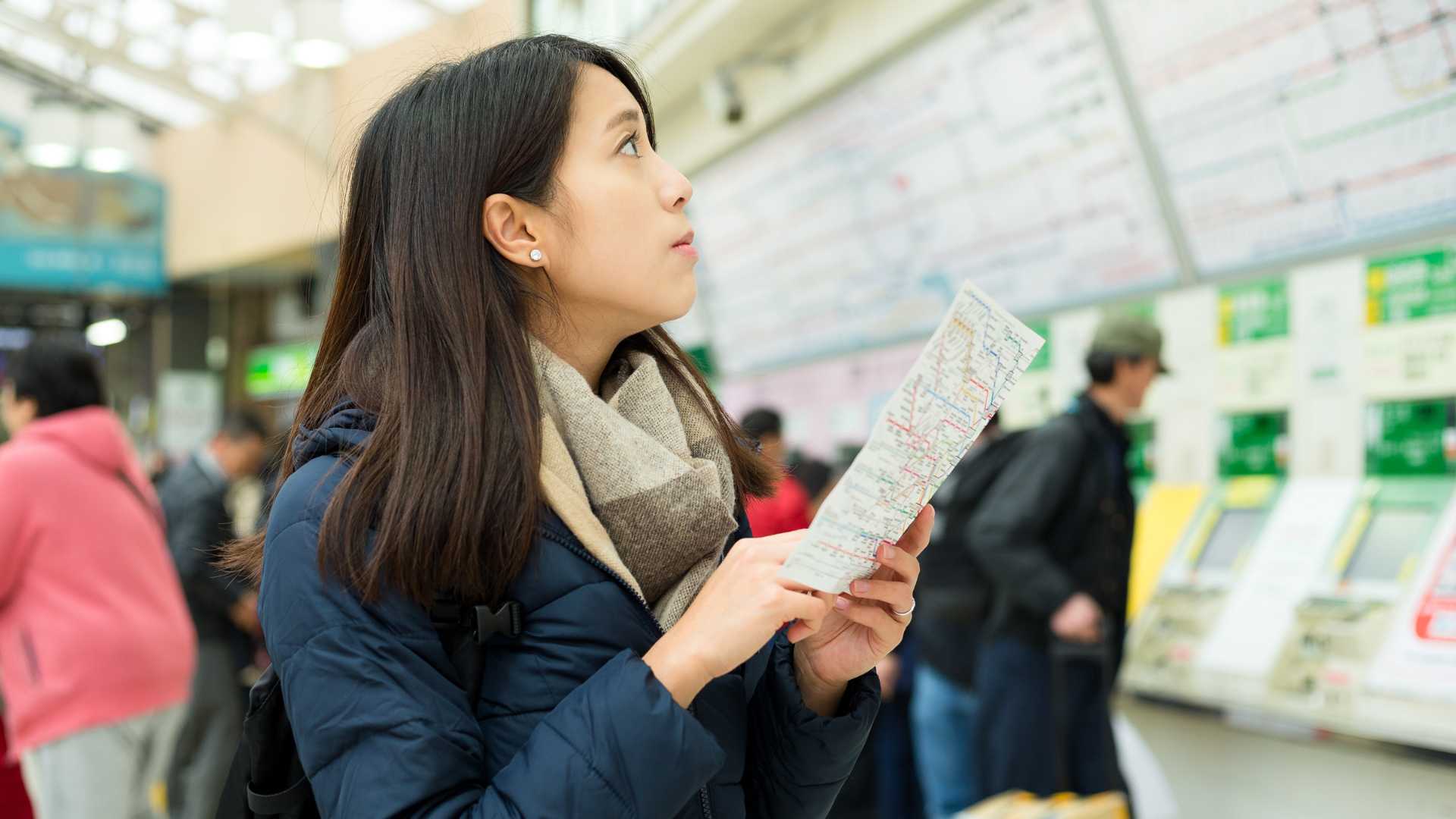 5-mua-ve-tau-tu-cac-dai-ly-uy-tin-de-dam-bao-an-toan.jpg