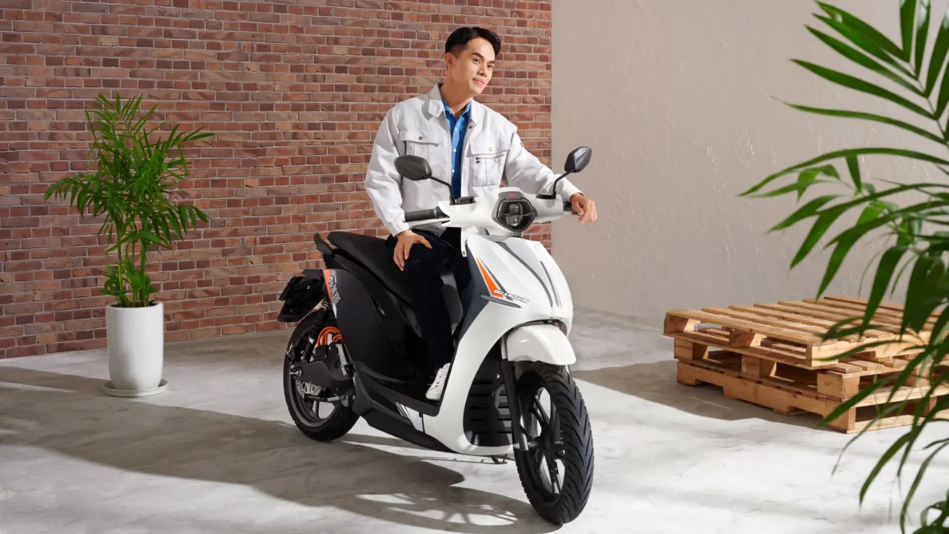 5-so-huu-xe-dien-dat-bike-voi-thiet-ke-hien-dai-khi-mua-tra-gop-qua-home-credit.webp