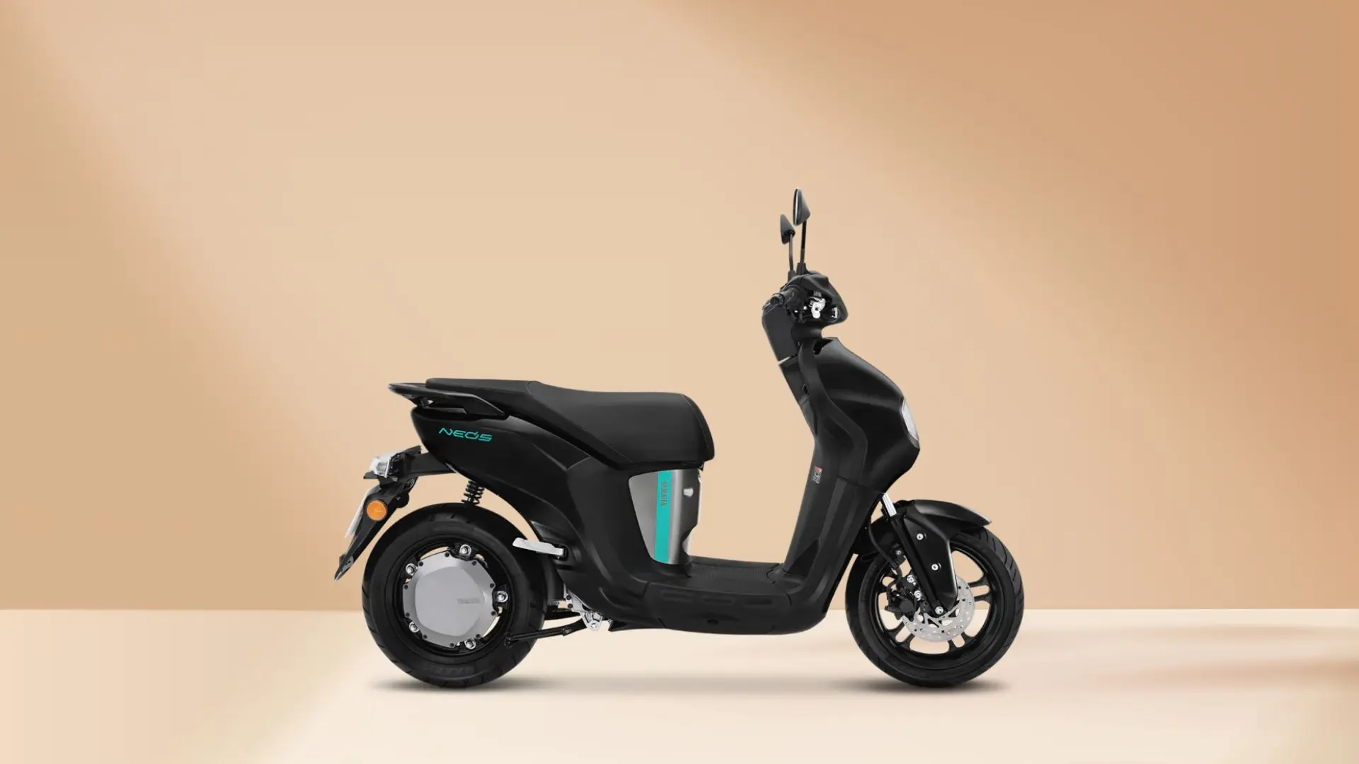 5-vi-sao-nen-mua-xe-dien-yamaha-neos.webp