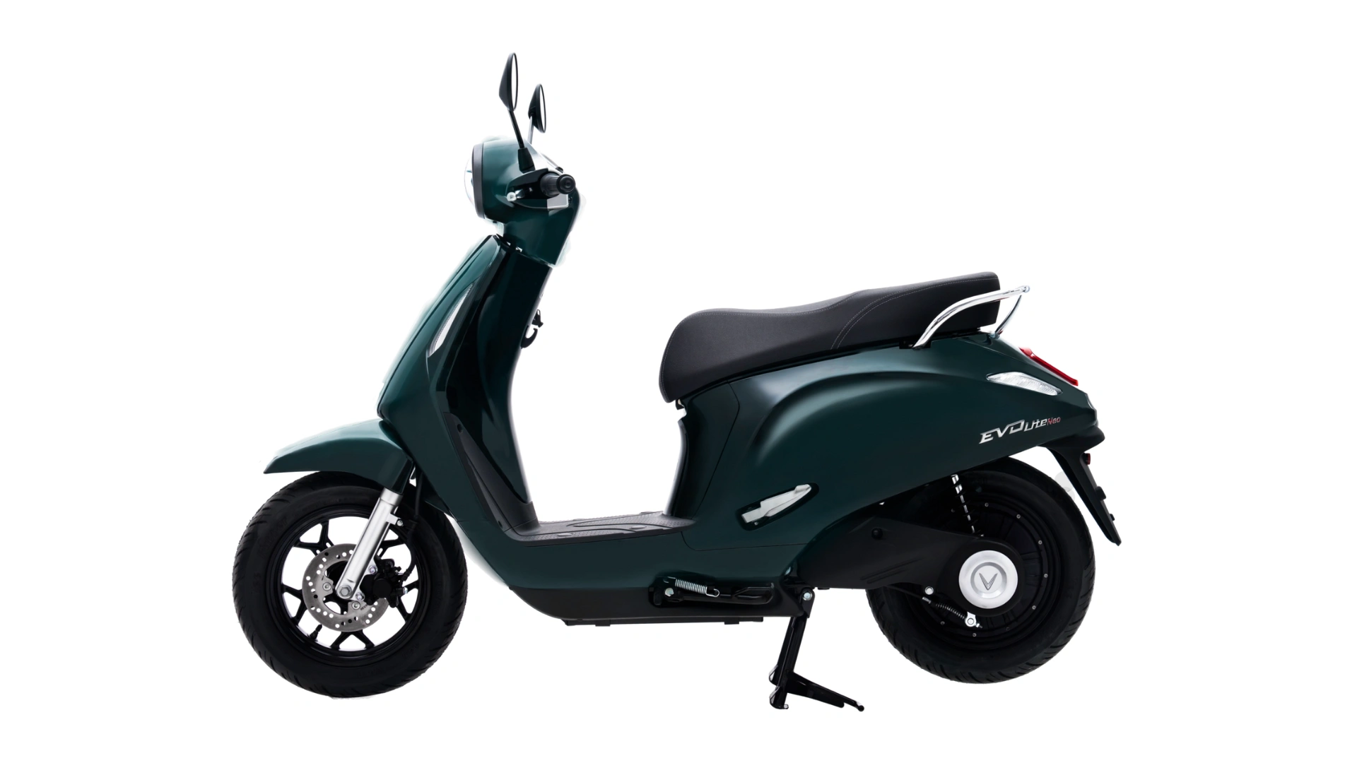 4-evo-200-lite-la-mau-xe-may-dien-vin-fast-co-kha-nang-di-xa-nhat-phan-khuc-pho-thong.webp