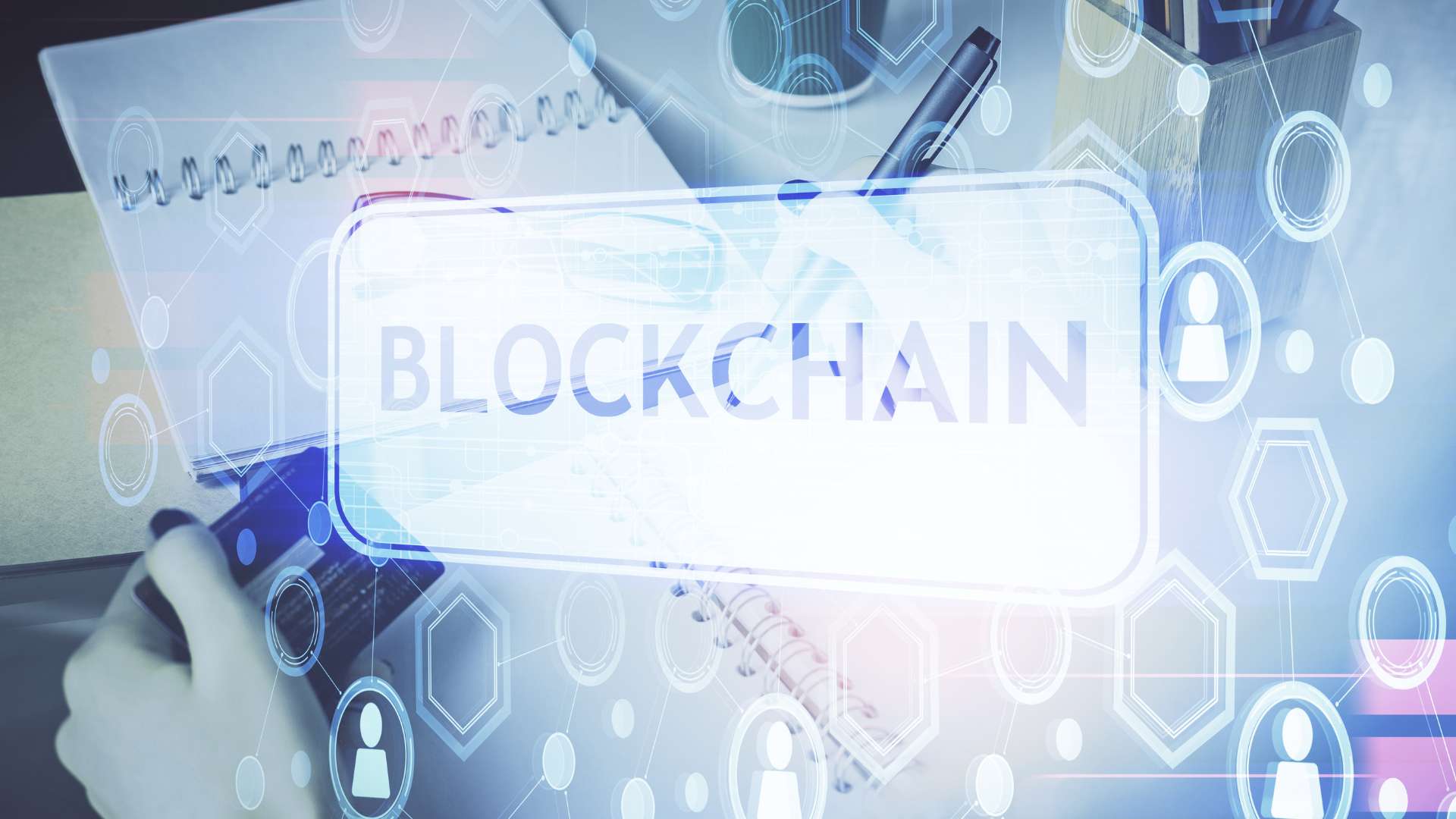 6-thong-tin-trong-he-thong-tai-chinh-duoc-bao-mat-hon-nho-blockchain.jpg