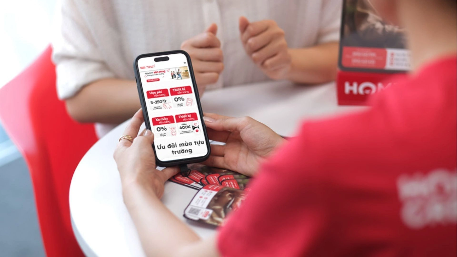 6-tra-gop-tu-0_-lai-suat-khi-vay-cay-ghep-rang-tai-home-credit.webp