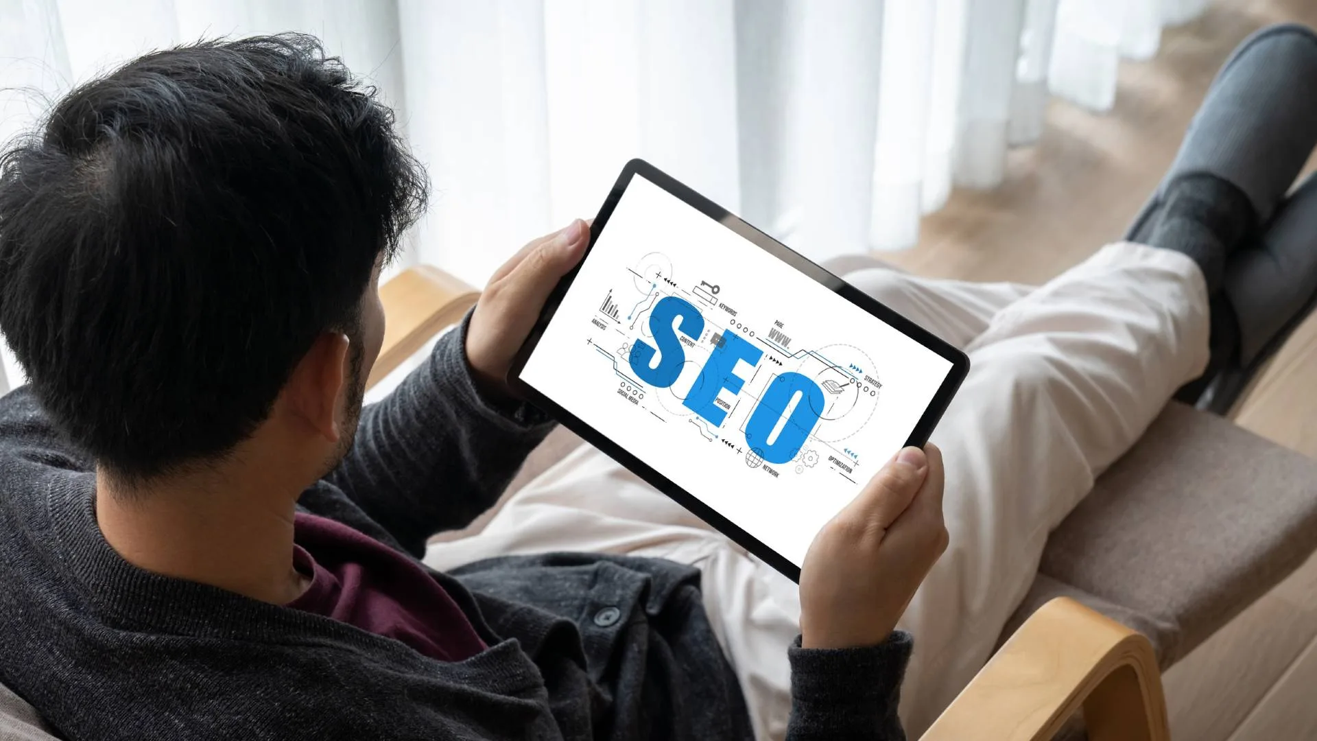 7-seo-cho-video-giup-tang-kha-nang-tiep-can-doi-tuong-muc-tieu.webp