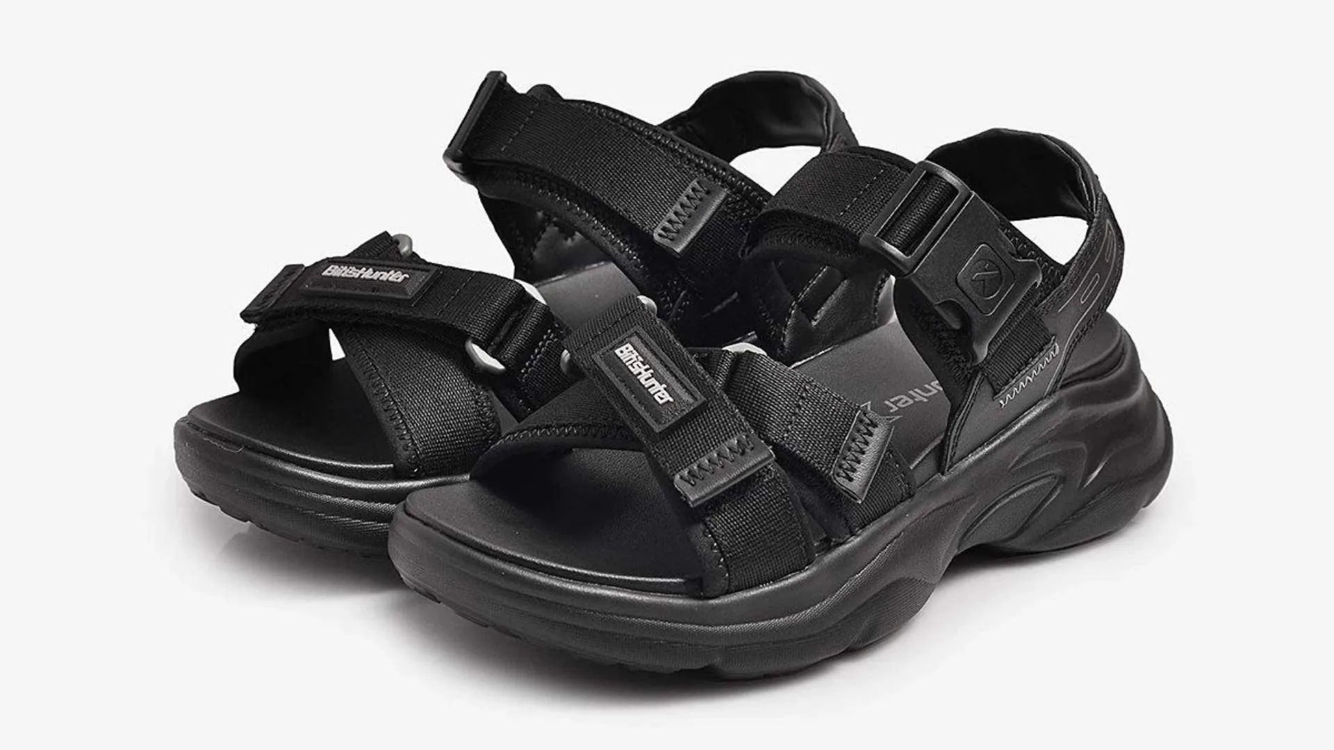 8-giay-bitis-sandal-urban-cool-so-huu-thiet-ke-nang-dong.webp