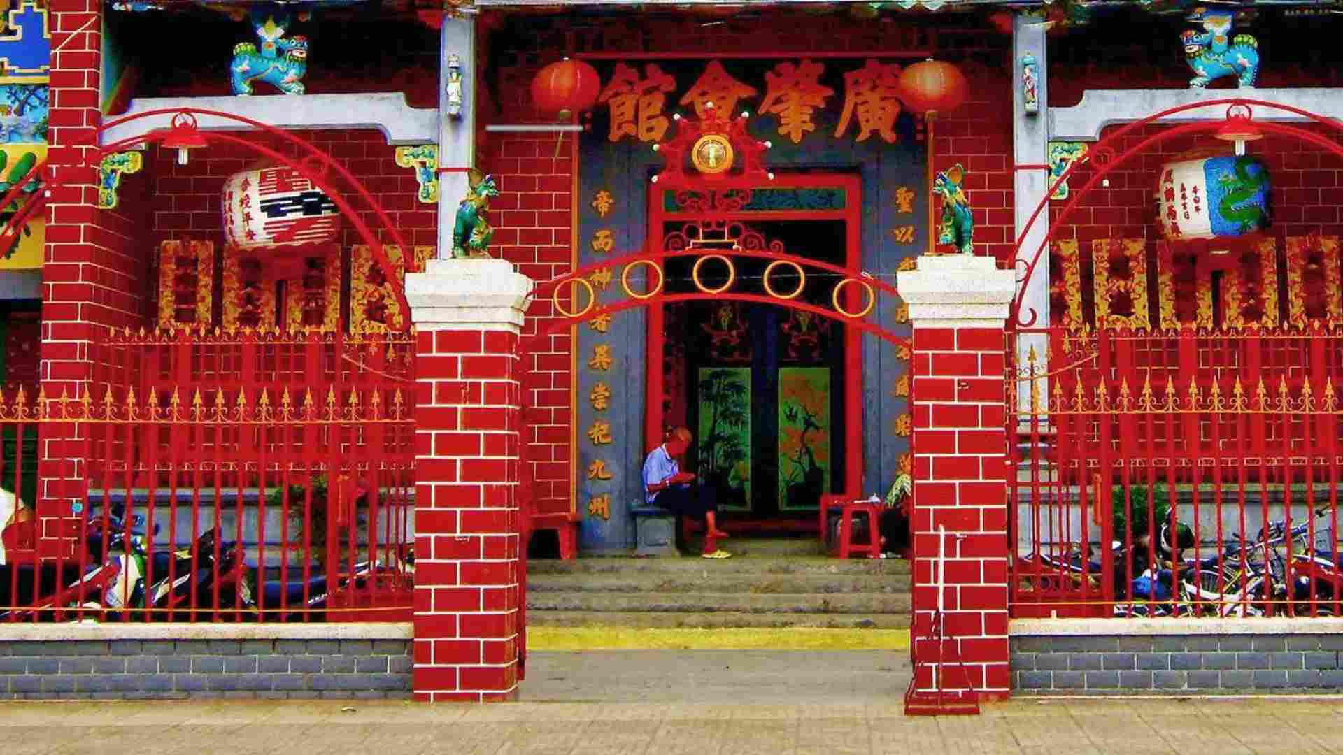 9-chua-ong-van-luu-giu-nhieu-gia-tri-lich-su-va-van-hoa.jpg